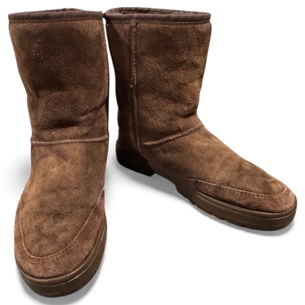 UGG Ultra Short 5225 Boots – Women’s 8 Chestnut Brown Sheepskin – Classic Short - Picture 3 of 7